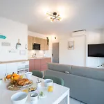 Grand Front De - Climatiser Avec Place De Parking *