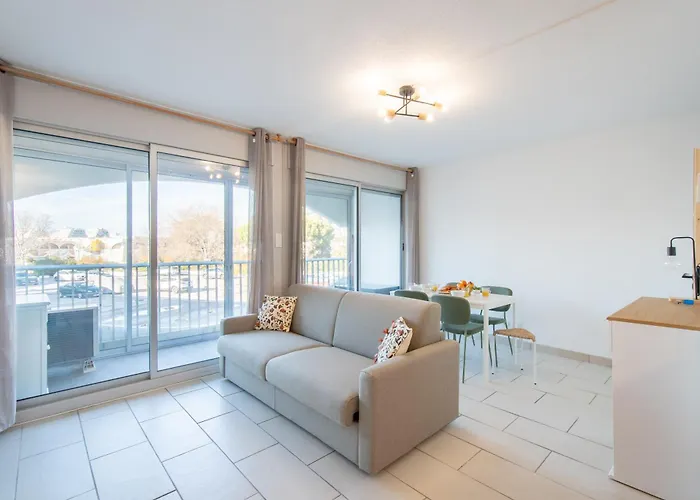 Grand Front De - Climatiser Avec Place De Parking דירה *