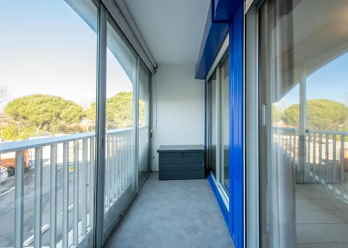 Grand Front De - Climatiser Avec Place De Parking